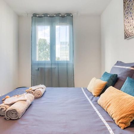 L'Elysee - Easy Check-In - Arrivee Autonome - Place Parking Privative - T2 Surequipe - Wifi - Netflix Apartment Courcouronnes Exterior foto