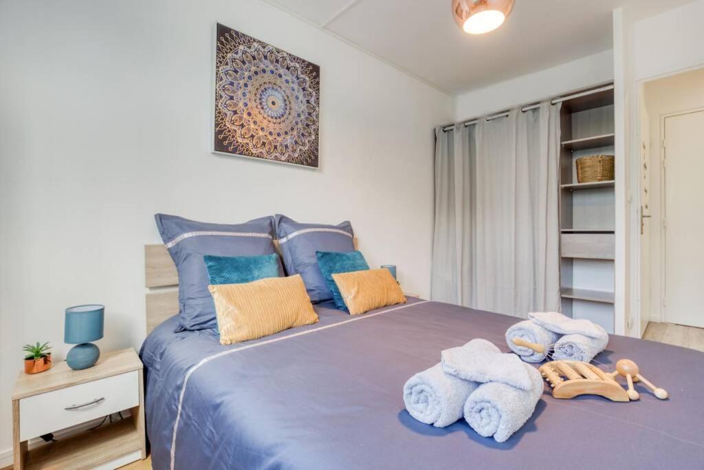 L'Elysee - Easy Check-In - Arrivee Autonome - Place Parking Privative - T2 Surequipe - Wifi - Netflix Apartment Courcouronnes Exterior foto
